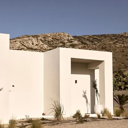 וילה Thea Luxury Ios Epano Kampos