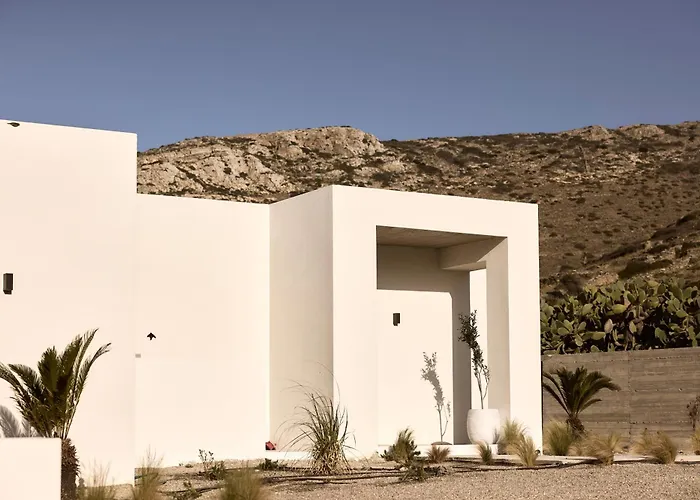 וילה Thea Luxury Ios Epano Kampos